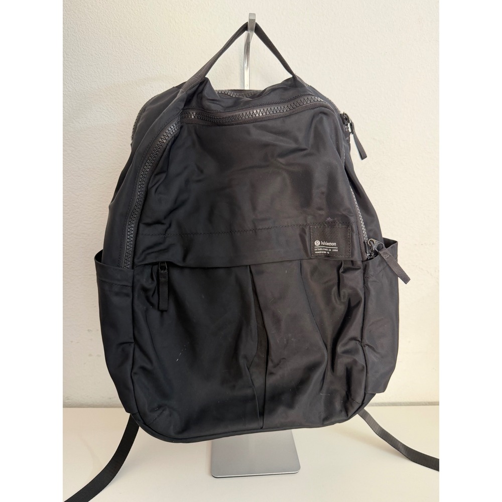 Lululemon New Crew Backpack Black Laptop Sleeve Travel School Bag 22L